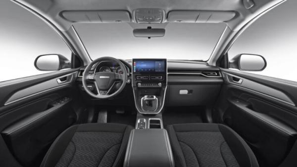 Кроссовер Haval M6 в ноябре подешевел на 100 тыс. руб.